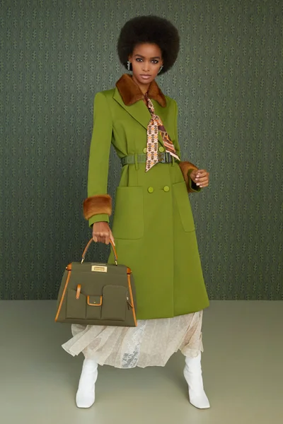Look 32